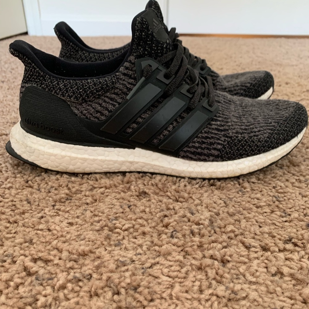 Black Adidas Ultraboost